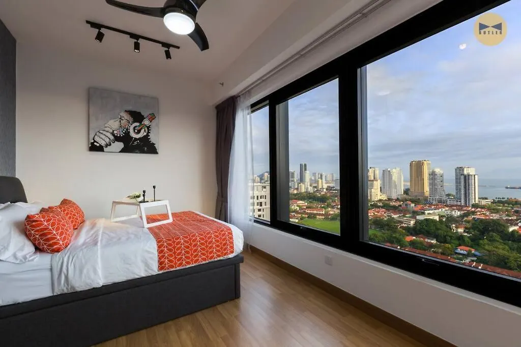 Seaview Sunrise 1Br At Tropicana 218 At Central Location & Food Hunt Friendly George Town Apartment